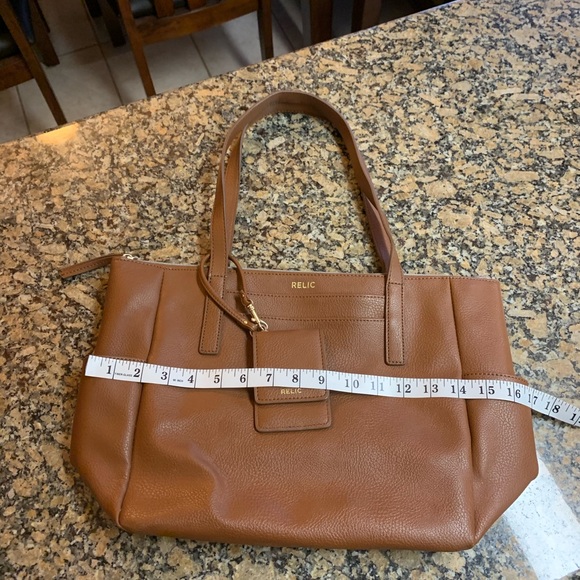 Fossil Relic Tote Bag and Wristlet - Picture 2 of 7